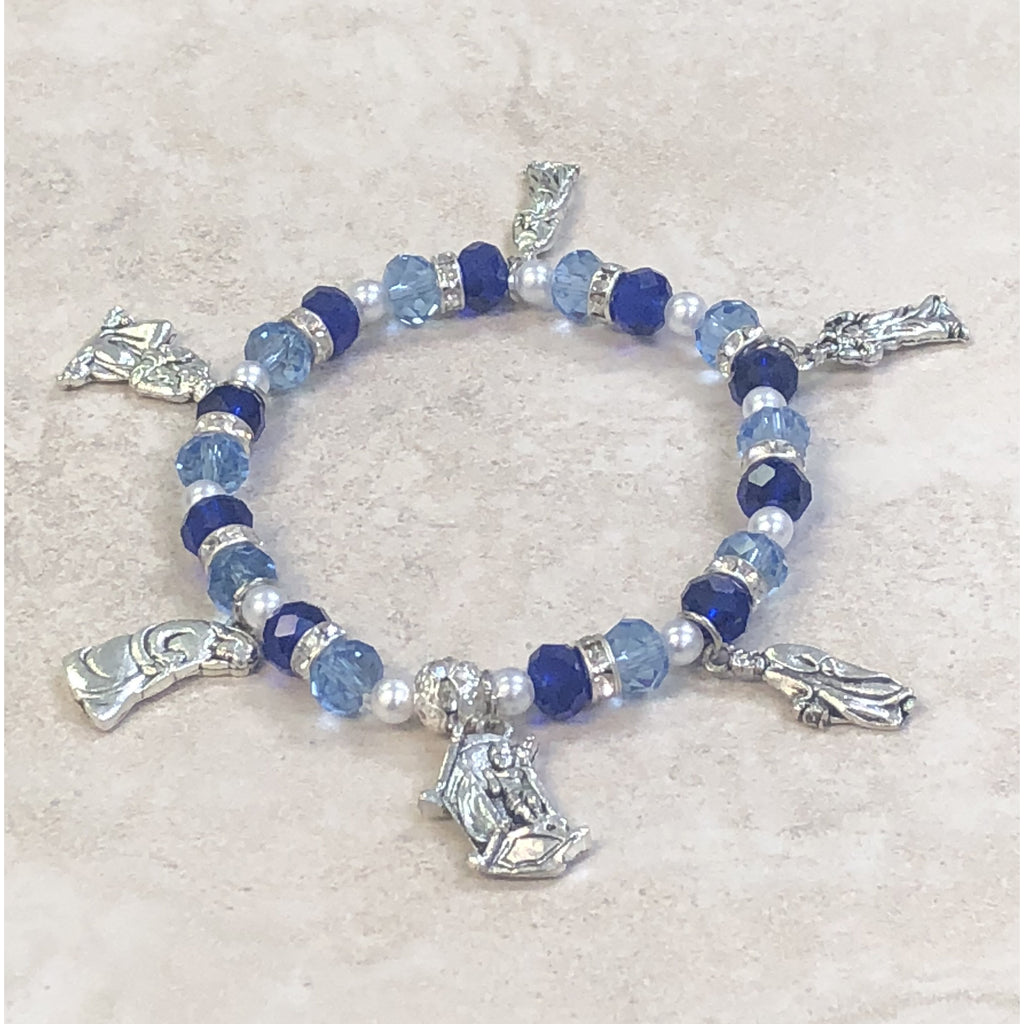 Christmas Nativity Bracelet. Contains 6 charms of the Nativity Scene Silver Plated